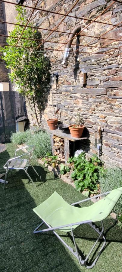 Le 6 Bis Avec Jardinet Lägenhet Guéméné-Penfao Exteriör bild